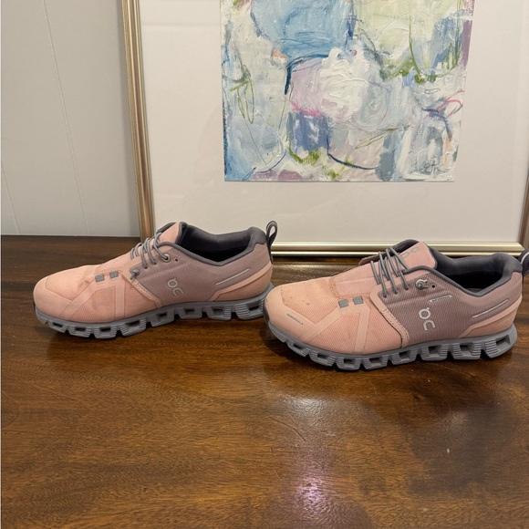 On Cloud 8 - Picture 4 of 7